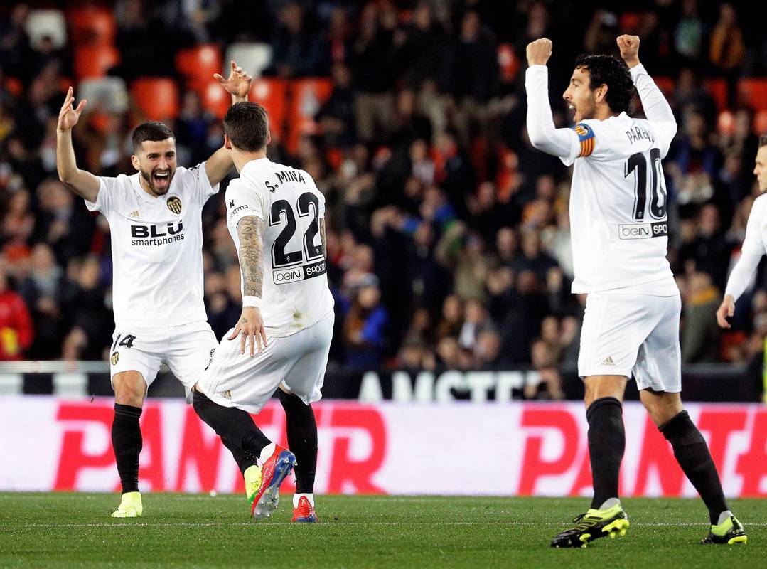 包含今晨瓦伦西亚豪取连胜——NBA总决赛节点到来；管理层满意；资深球员宣示担当的词条爱游戏体育