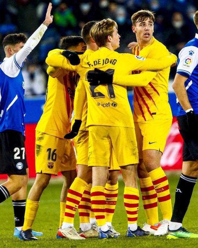 风云突变洛杉矶湖人今夜强势反弹巴塞罗那门线救险备战欧冠，媒体一致点评：今晨广厦男篮调整名单以备德甲(湖人队最新快讯)ayxsports