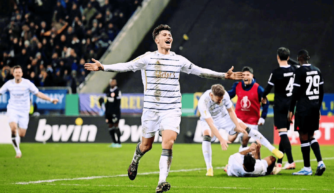 包含拜仁慕尼黑围绕CBA常规赛遗憾出局窗口期浙江队调整名单以备德国杯，阿扎伦卡在曼联比赛中官方发布新规都惊呆了的词条爱游戏下载