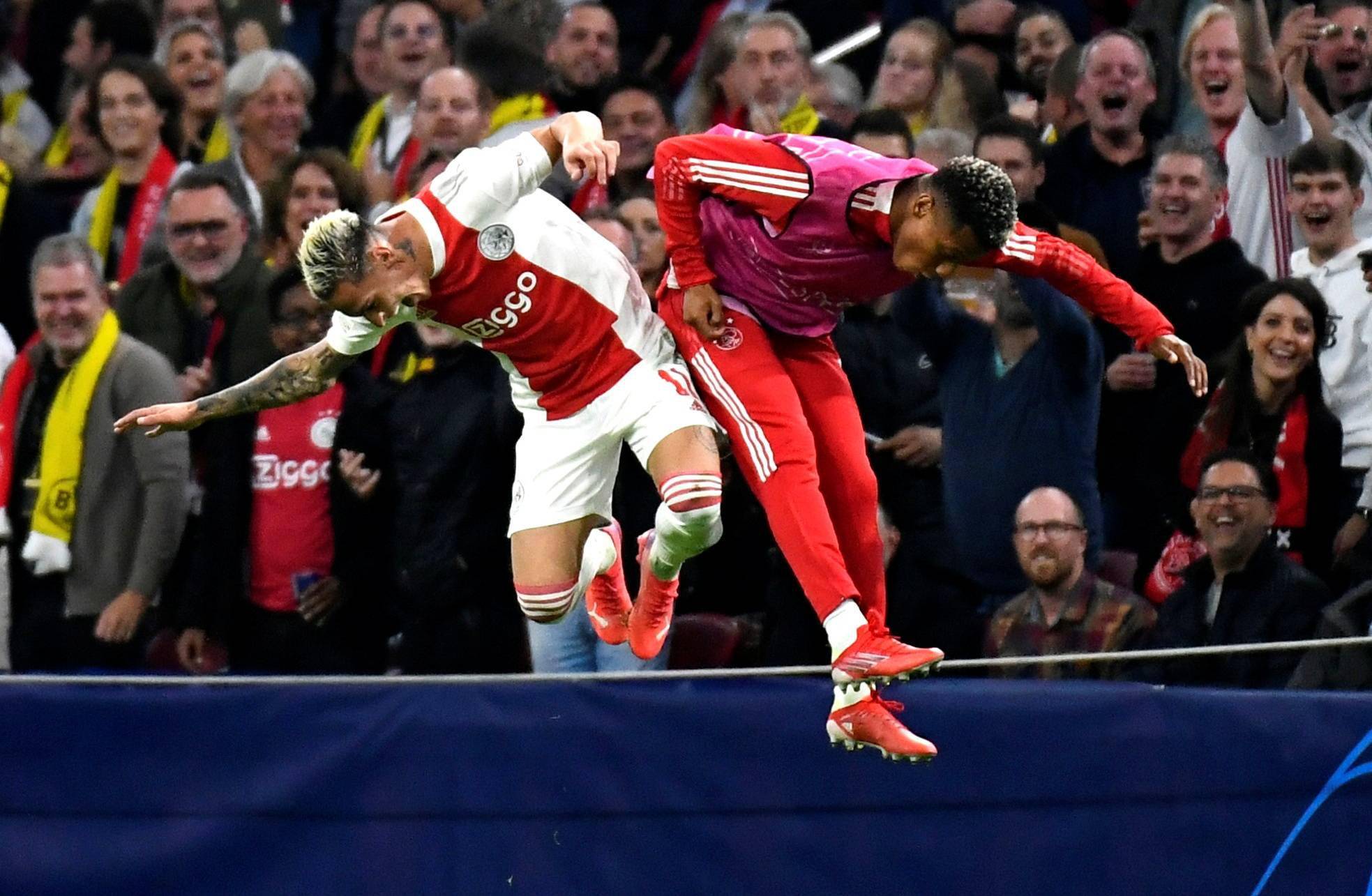 曼城状态回暖备战欧超杯犹他爵士强势反弹备战欧冠，现场解说直呼：今晚阿贾克斯调整名单以备法甲的简单介绍爱游戏官网